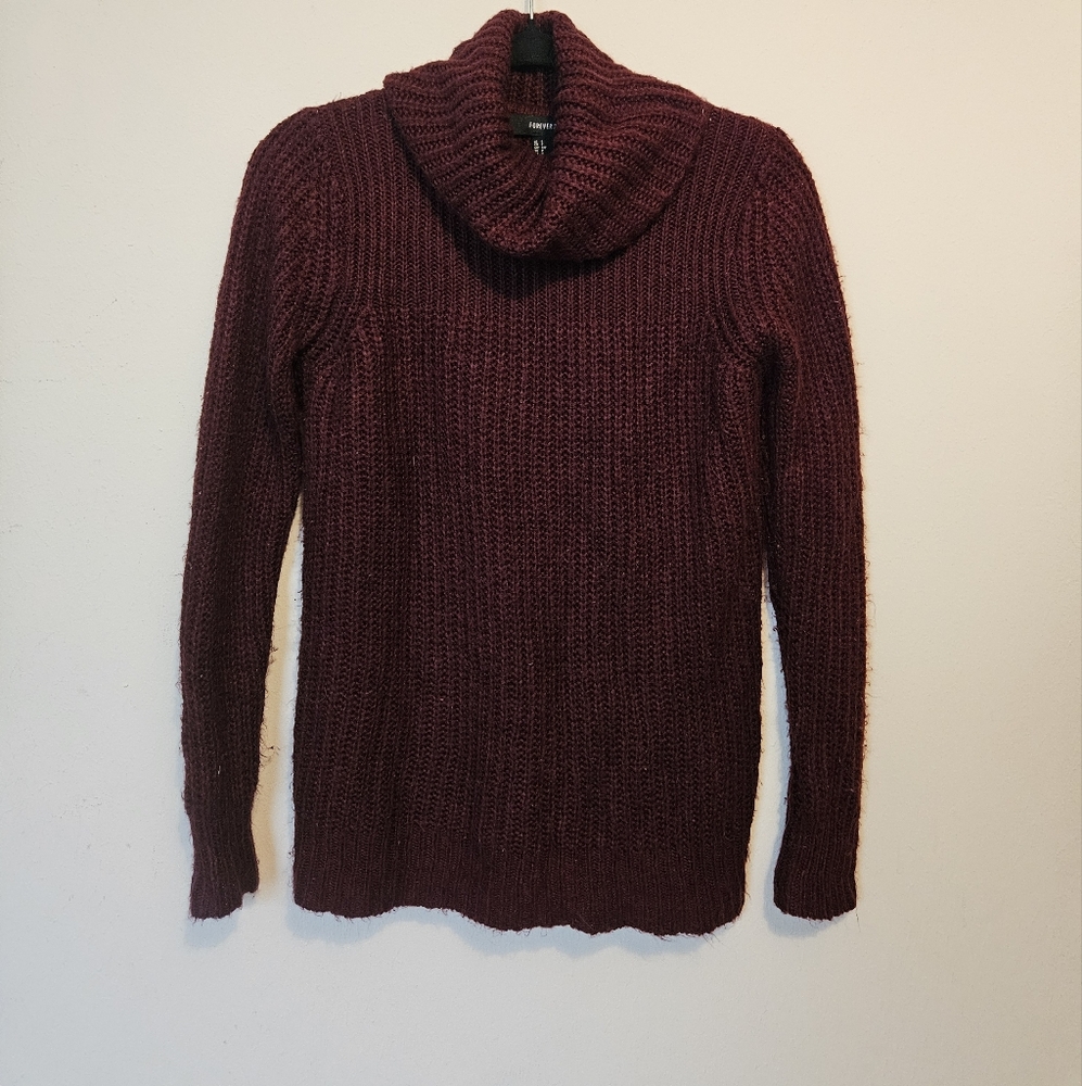 Women's Maroon Sweater